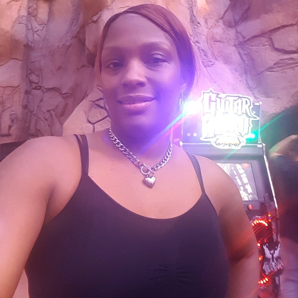 Meet your Posher, June